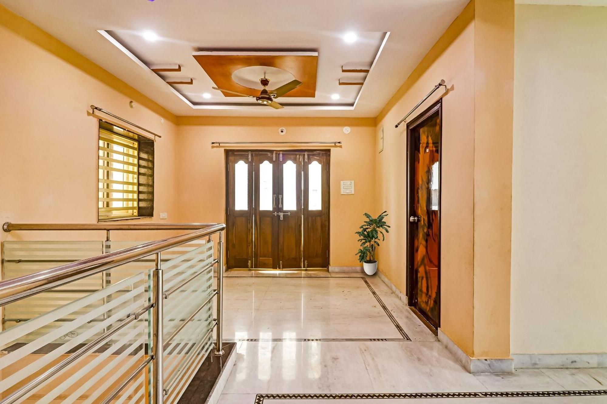 Hotel O Royal Stay Near Mantra Mall Haidar Sahibguda Εξωτερικό φωτογραφία